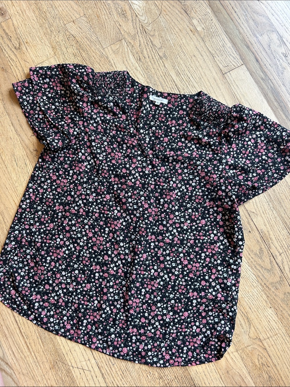 🌸3 FOR $20🌸 
 Pleione Black Floral Ruffle Sleeve Blouse with Pink & White Print